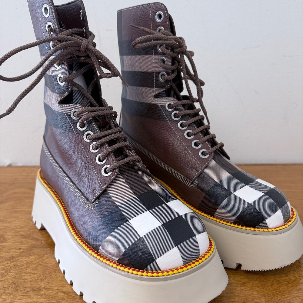 Burberry Check Lace-Up Platform Combat Boots EU 40.5 UK 7.5 With Box